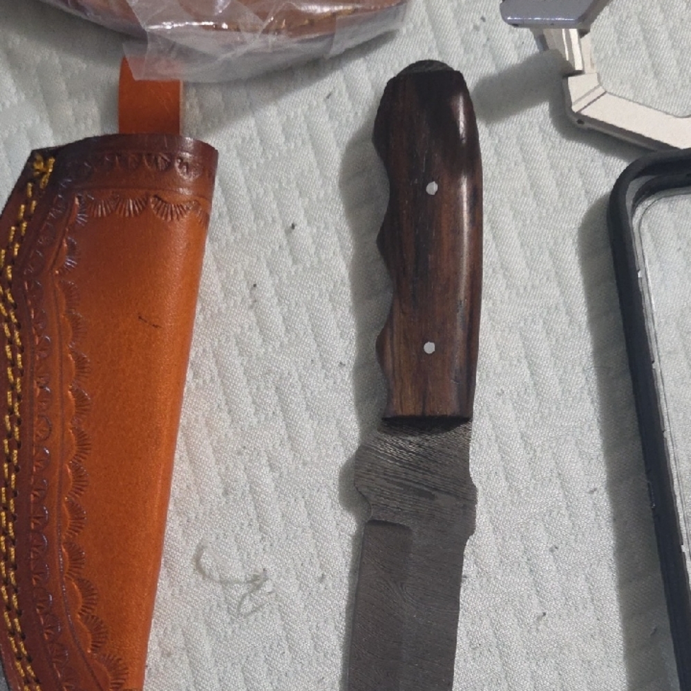 Handcrafted Knife with Leather Sheath